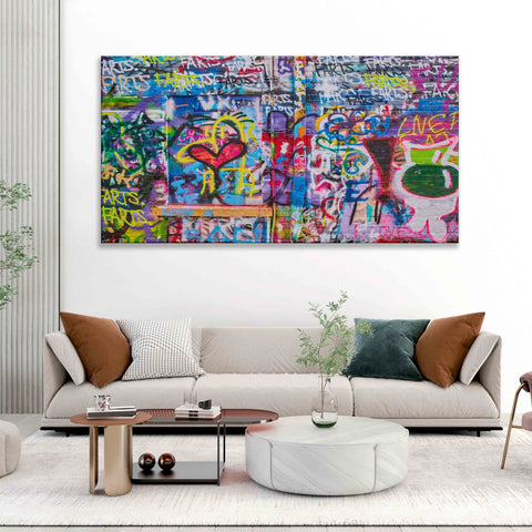 PLURA Wall