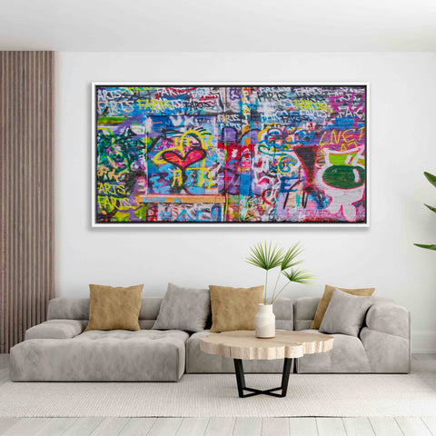 PLURA Wall