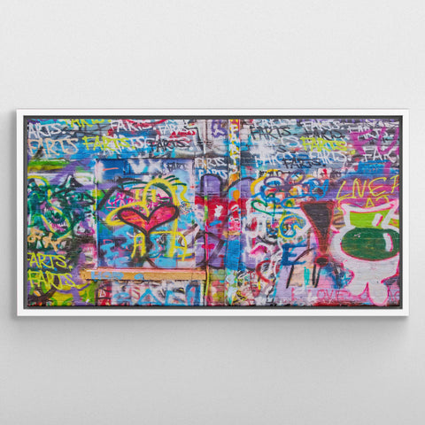 PLURA Wall