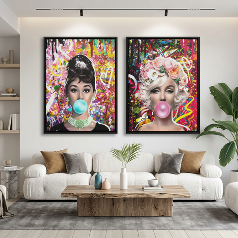 Gum Marilyn Monroe and Audrey Hepburn