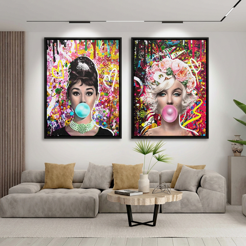 Gum Marilyn Monroe and Audrey Hepburn