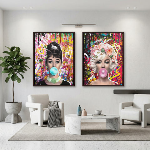Gum Marilyn Monroe and Audrey Hepburn