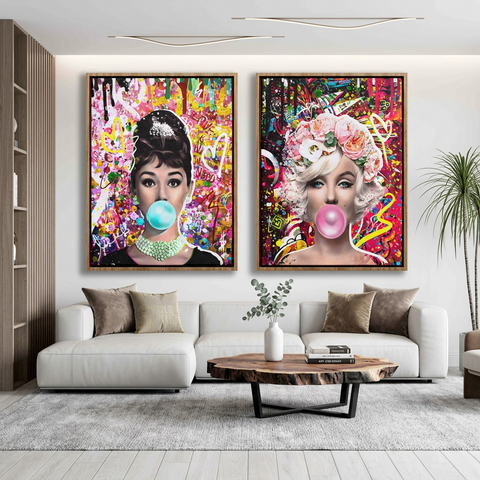 Gum Marilyn Monroe and Audrey Hepburn